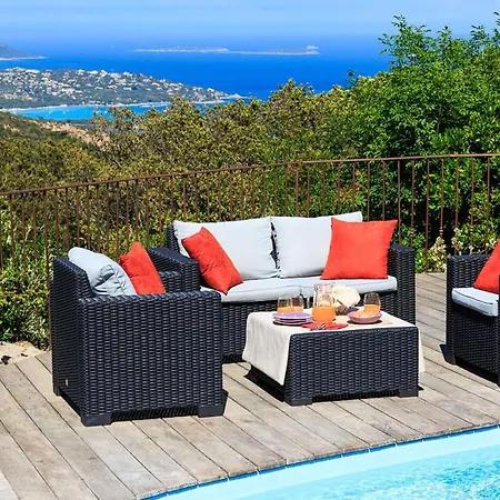 Sleeps 6 Pool Air Con *